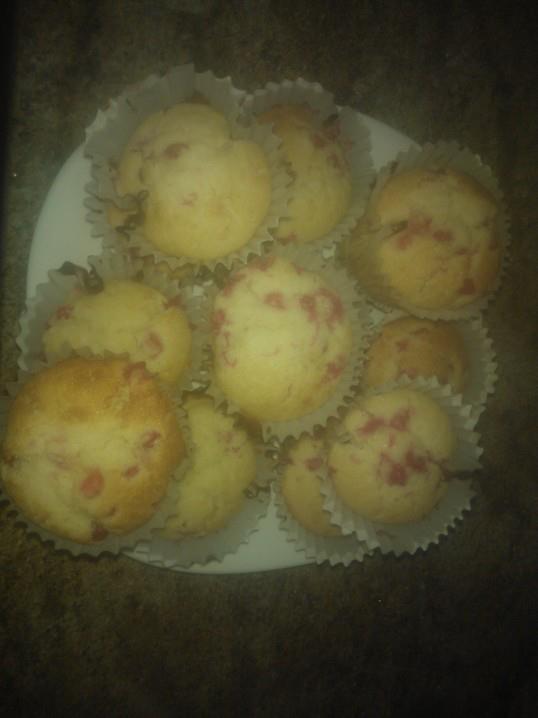 huckleberry muffins