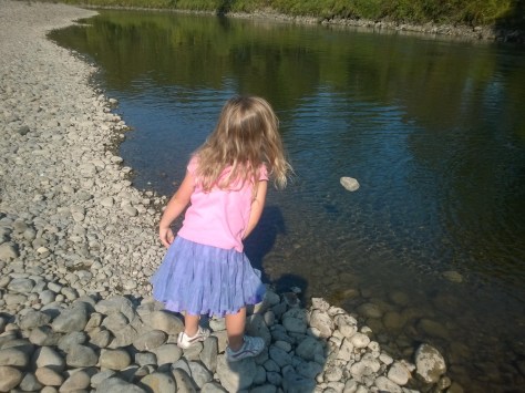 It makes a big splash. Plop!