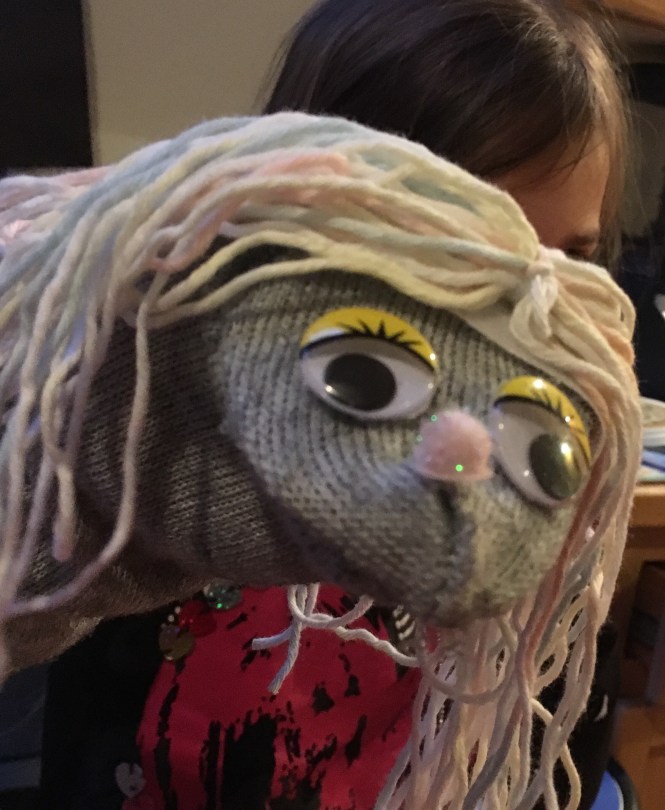 how to make a sock puppet