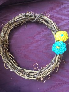 pine cone zinnia wreath step 3